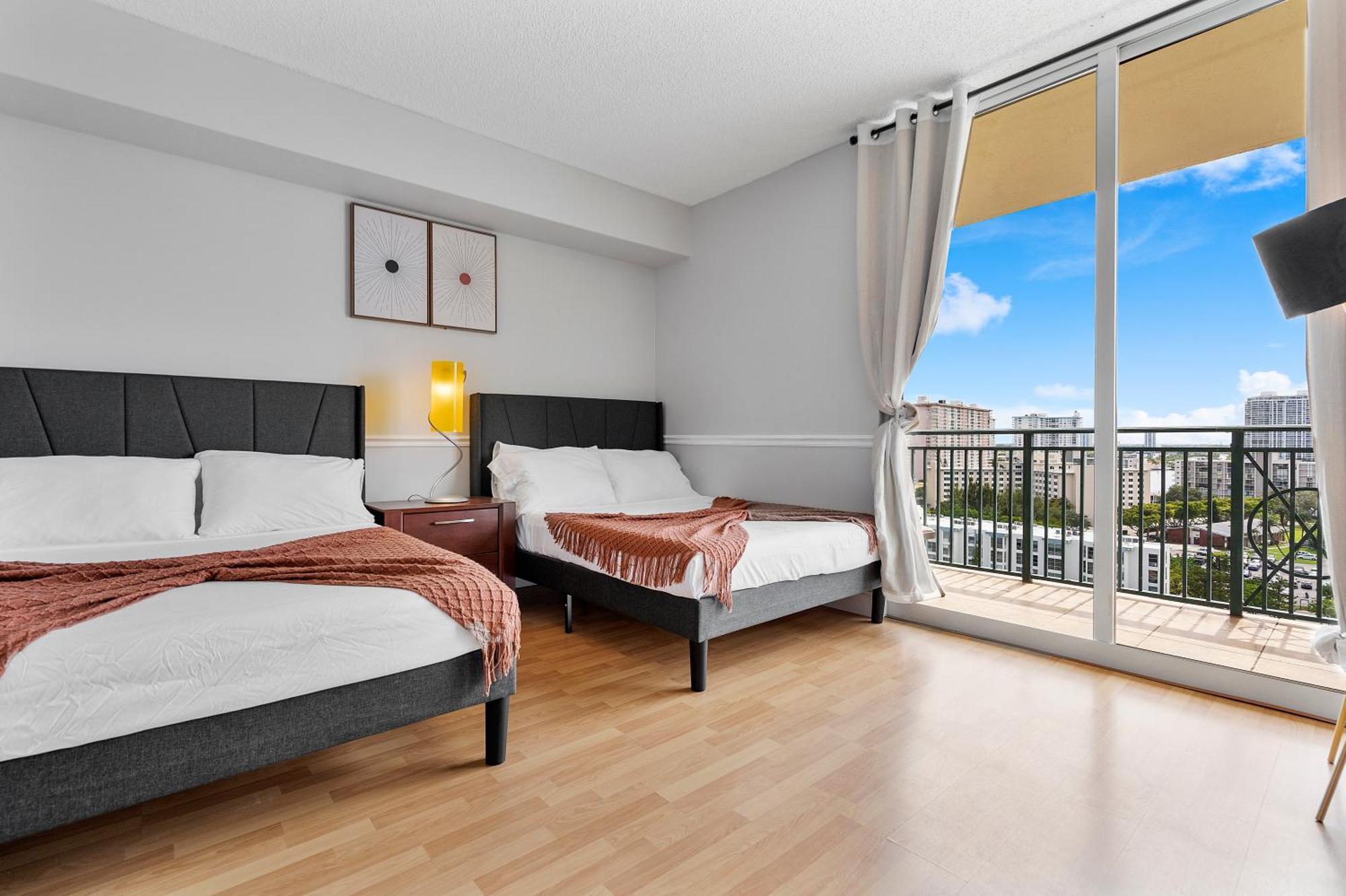 King David By The Ocean Apartment Маями Бийч Екстериор снимка