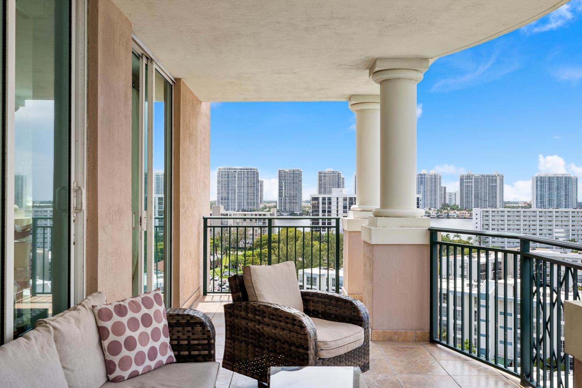 King David By The Ocean Apartment Маями Бийч Екстериор снимка